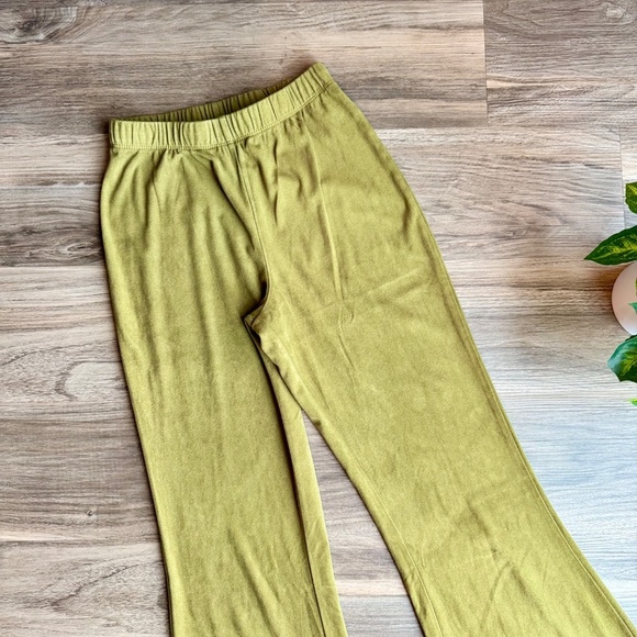 Forever 21 Olive Green Solid Bootcut Flare Pants | Elastic Waistband Size S - Picture 3 of 14